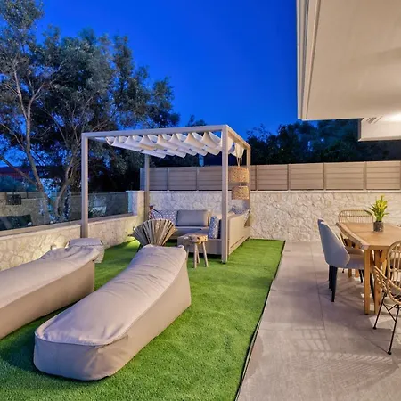 Вилла White Rock