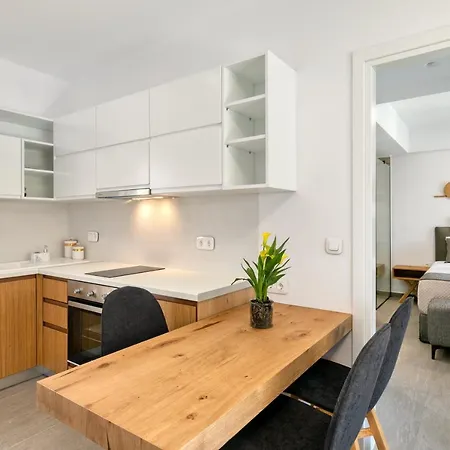 White Rock 别墅 尼基亚娜