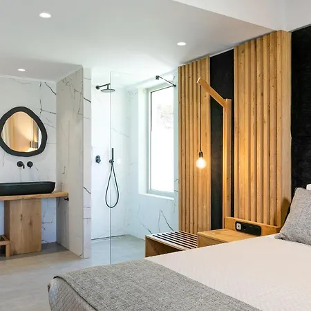 White Rock * 尼基亚娜