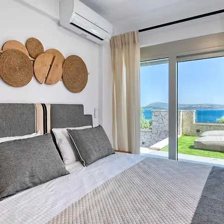 Villa White Rock Nikiana