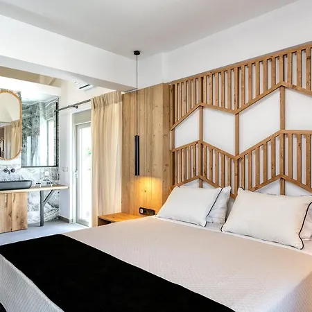 Villa White Rock Nikiana