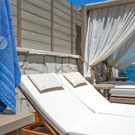Villa White Rock Nikiana