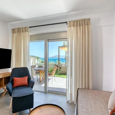 White Rock 尼基亚娜