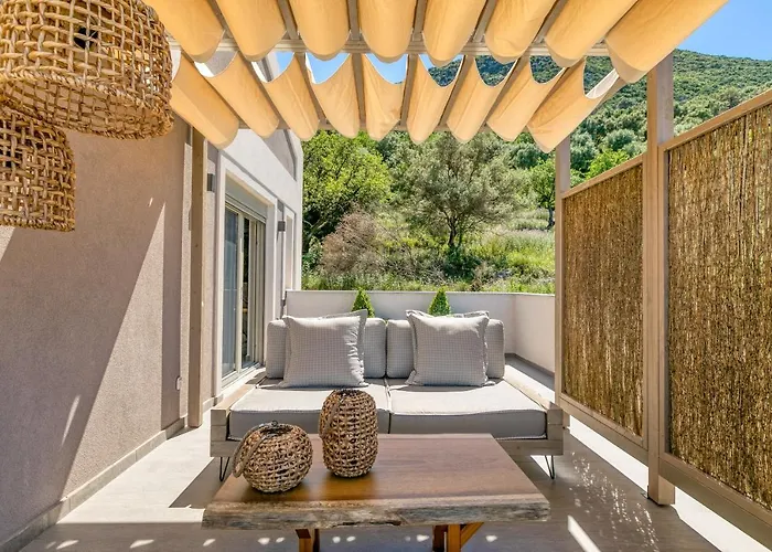 Vila White Rock Nikiana